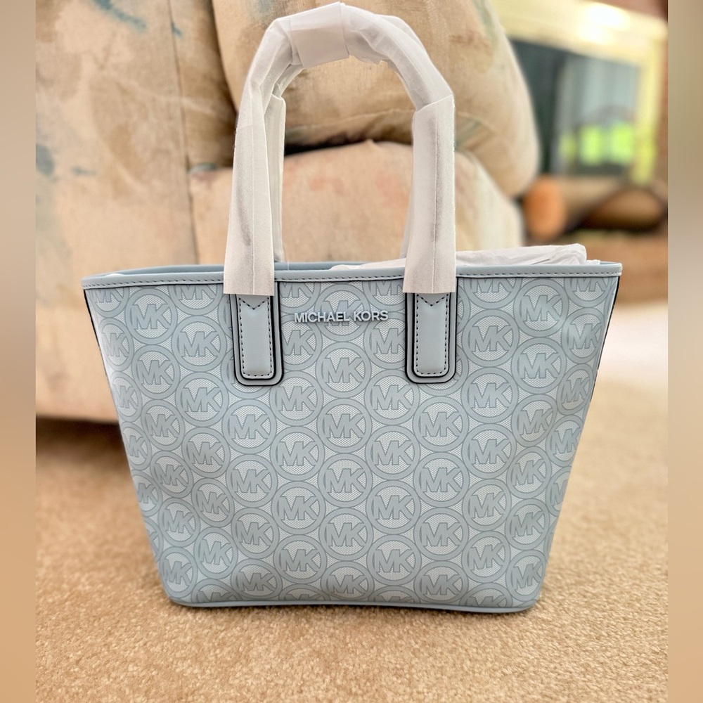 Michael Kors “The Jodie” Blue Tote Bag with Structured Design